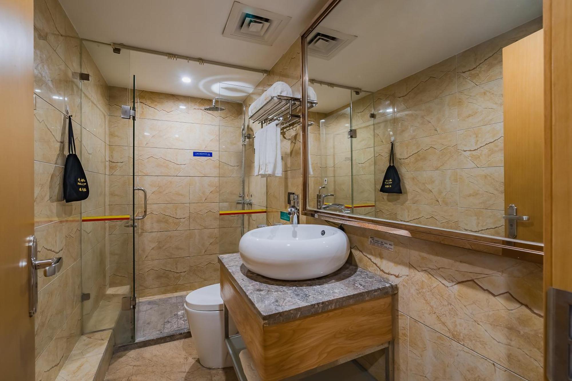 Super 8 Hotel Select Guangzhou Railway Station Xicun Subway Station Екстериор снимка