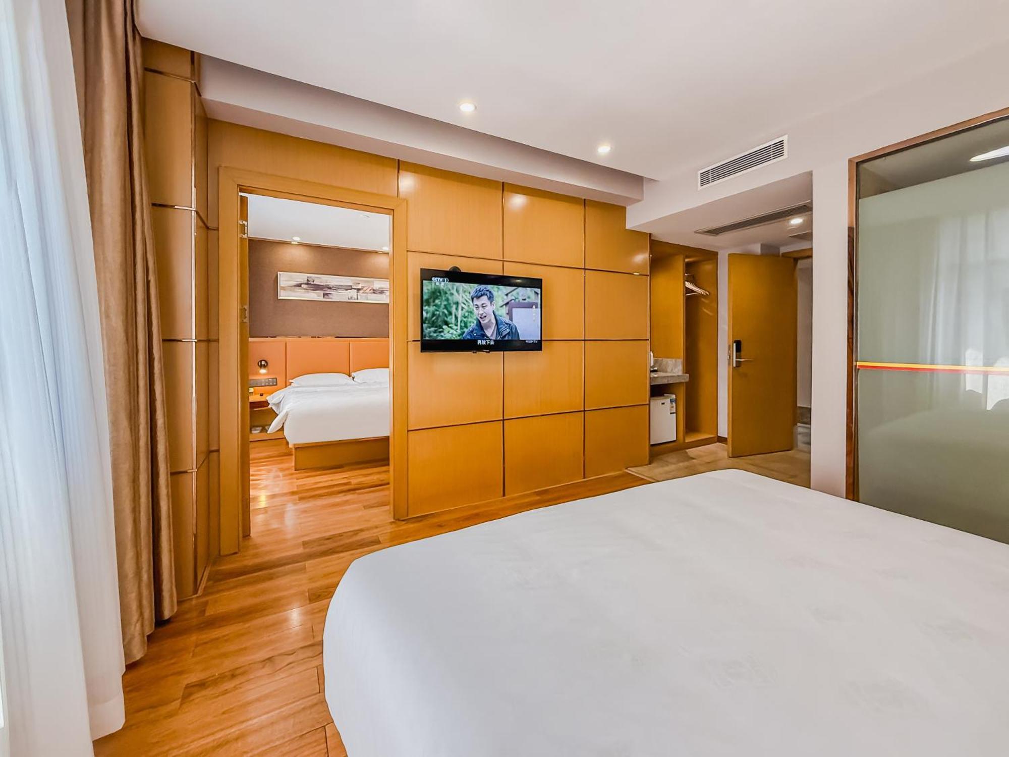 Super 8 Hotel Select Guangzhou Railway Station Xicun Subway Station Екстериор снимка
